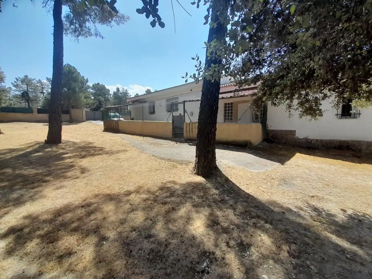 Casa o xalet en venda en Marugán amb Calefacció i Jardí privat