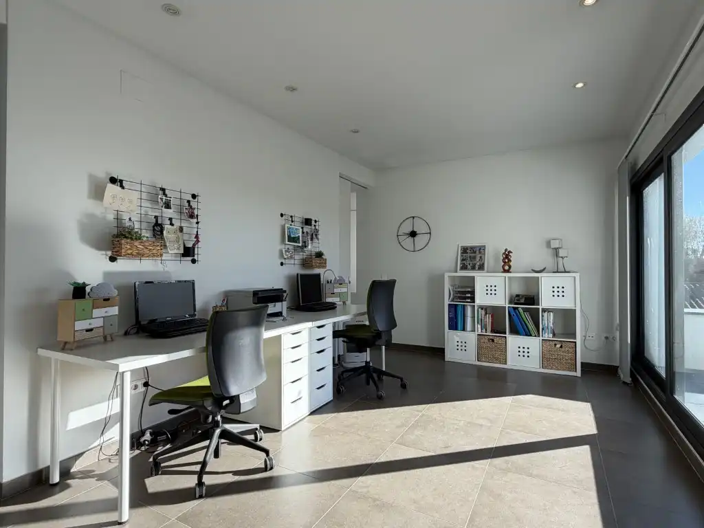 Casa o chalet en venta en Cornellà del Terri con Jardín privado, Terraza y Piscina