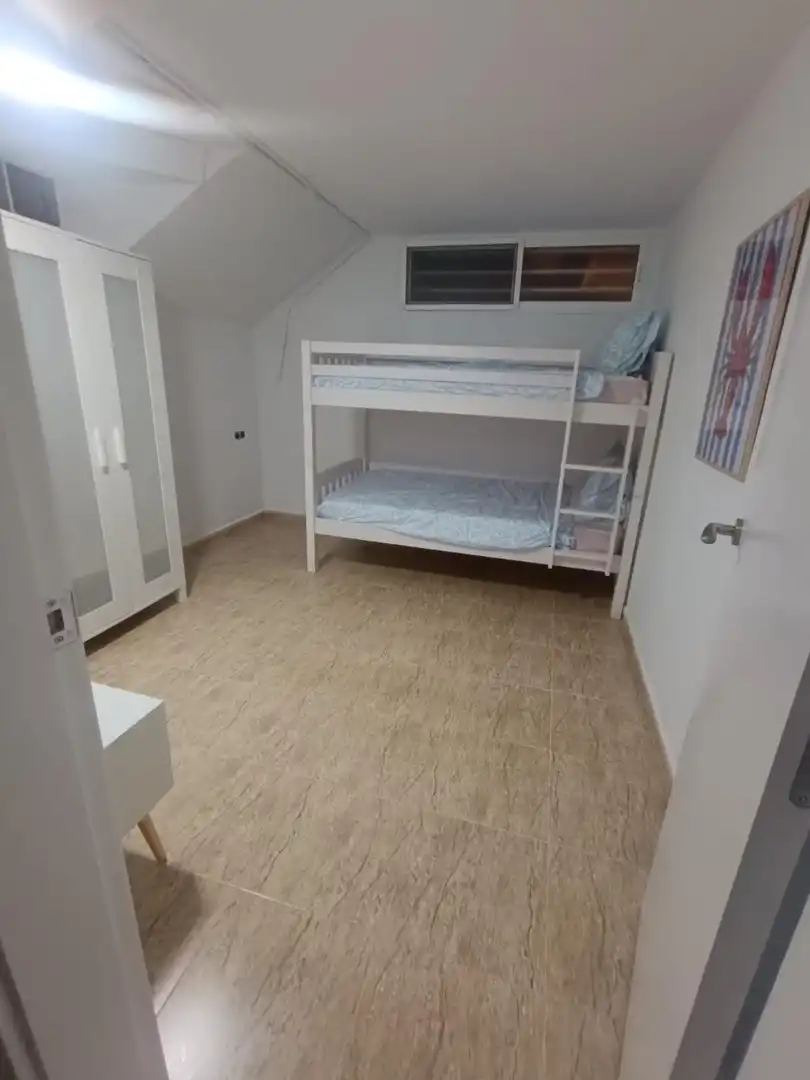 Schlafzimmer von Wohnungen zur Miete in Cartagena mit Klimaanlage, Schwimmbad und Möbliert