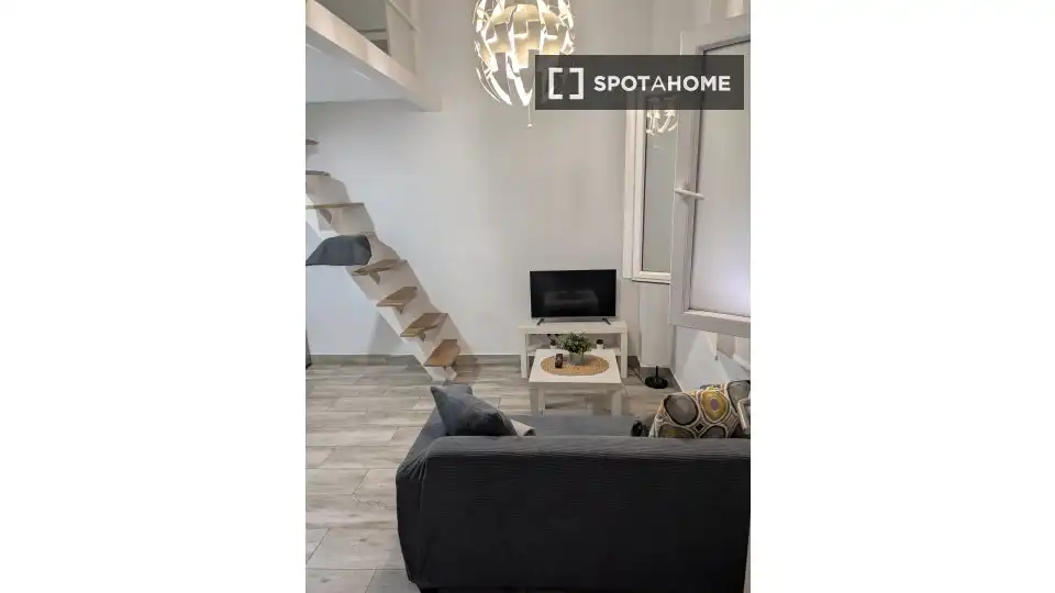 Sala de estar de Piso de alquiler en Madrid con Aire acondicionado, Calefacción y Amueblado