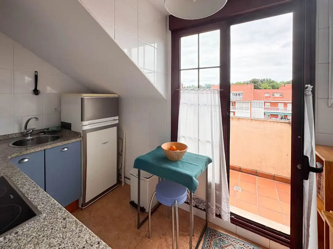 Terrasse von Dachboden zur Miete in Entrambasaguas mit Heizung, Terrasse und Schwimmbad