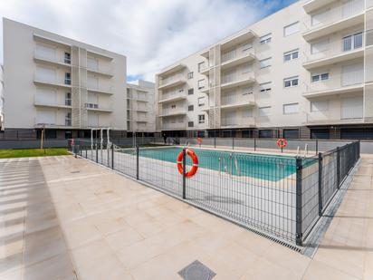 Swimming pool of Flat to rent in  Granada Capital  with Parquet flooring, Terrace and Storage room