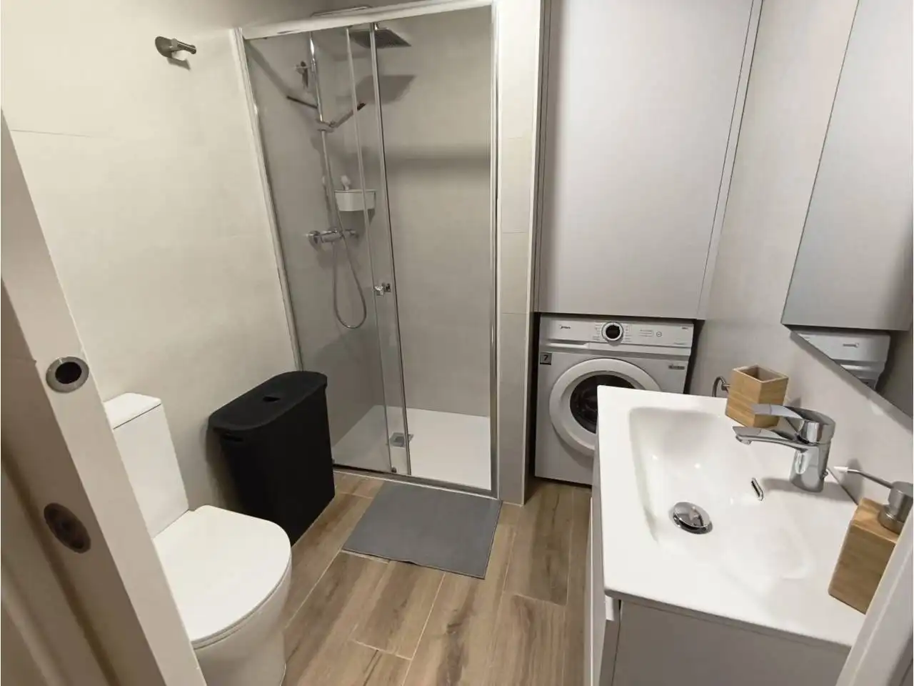 Study for rent in Calle Pintor Velazquez, Camino de Ronda