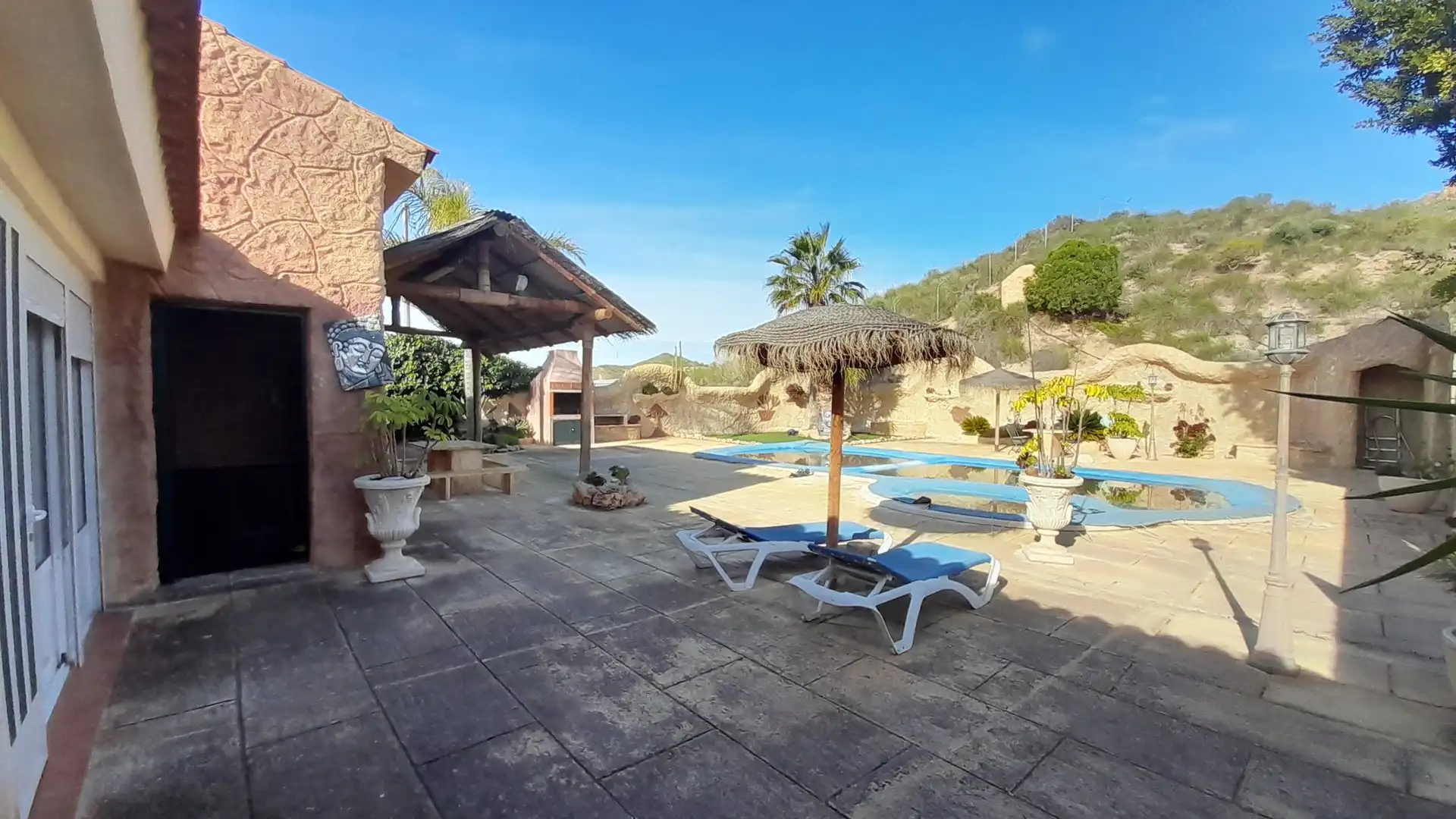 Piscina de Casa o xalet en venda en Mazarrón amb Aire condicionat, Jardí privat i Piscina