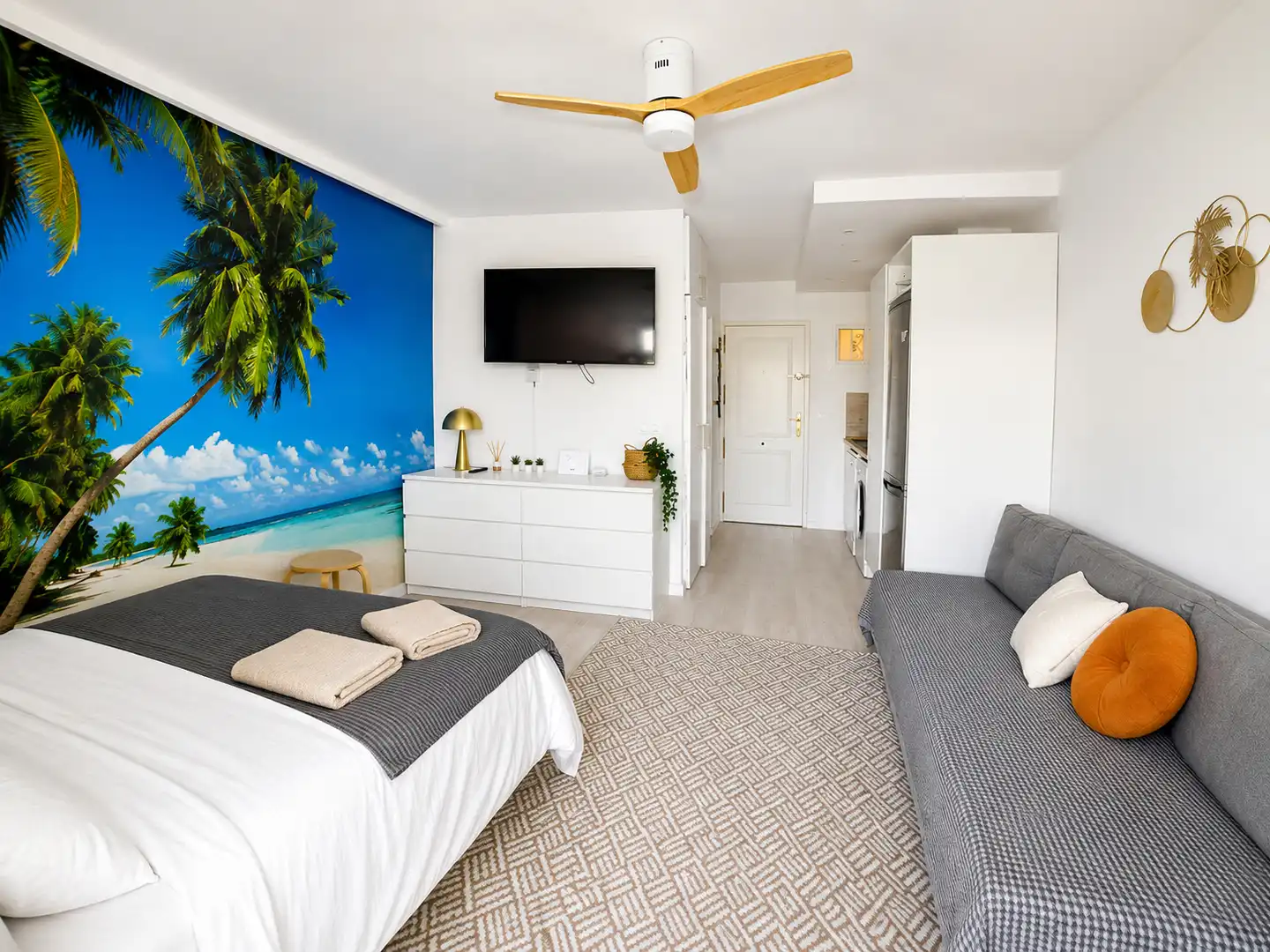 Habitación de Estudio en venta en Benalmádena con Aire acondicionado, Terraza y Amueblado