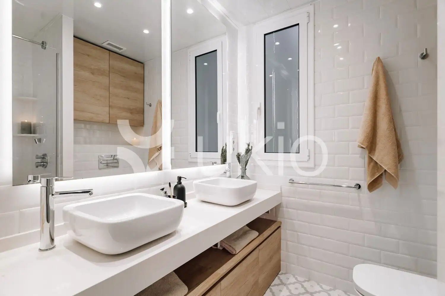 Baño de Apartamento de alquiler en Barcelona con Aire acondicionado, Amueblado y Horno