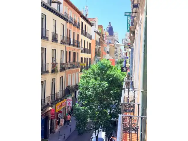 Außenansicht von Wohnung zum Verkauf in Madrid mit Klimaanlage, Heizung und Parkett