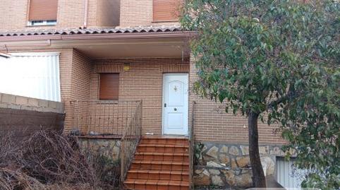 Foto 2 de Casa adosada en venta en Calle Navas de Tolosa, Nambroca, Toledo