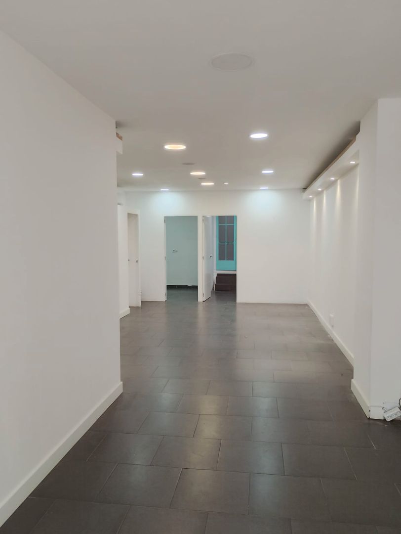 Premises to rent in Vilanova i la Geltrú  with Air Conditioner, Heating and Parquet flooring