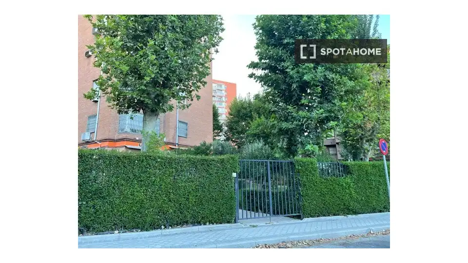 Pis amb terrassa de lloguer a Latina, imagen 14