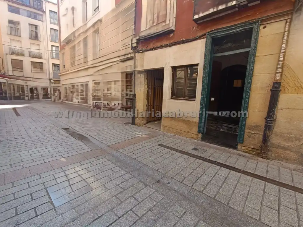 Business premises for sale in Casco Antiguo