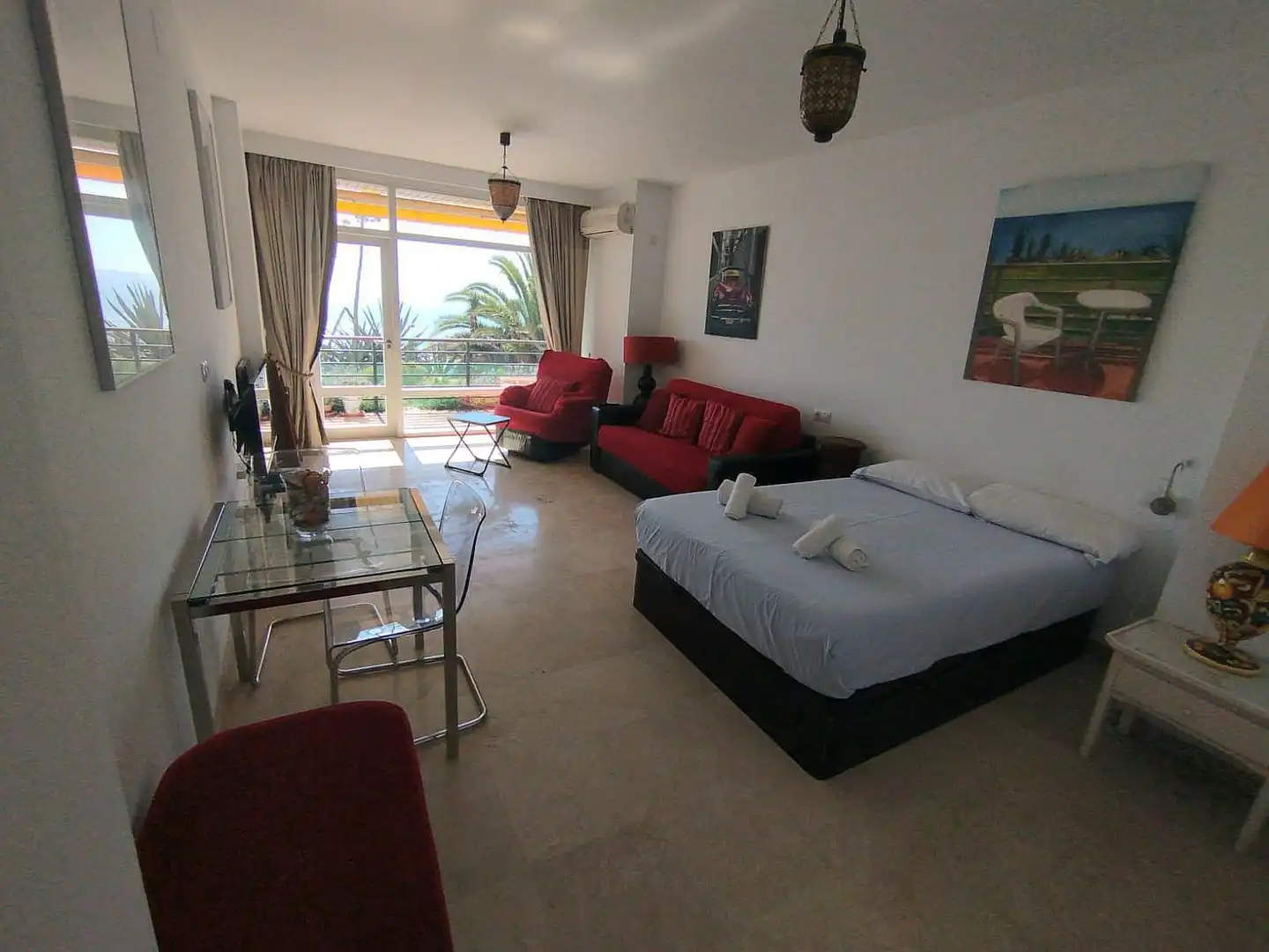 Habitación de Estudio en venta en Torremolinos con Aire acondicionado, Jardín privado y Terraza