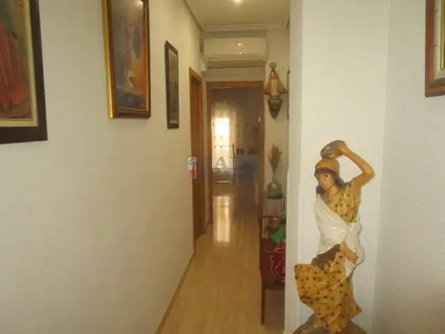 Piso en venta en Valdepeñas con Aire acondicionado, Calefacción y Terraza