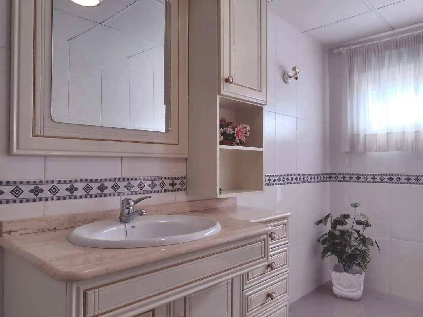 Bathroom of Detached homes for sale in Murcia  with Air Conditioner, Private garden and Furnished