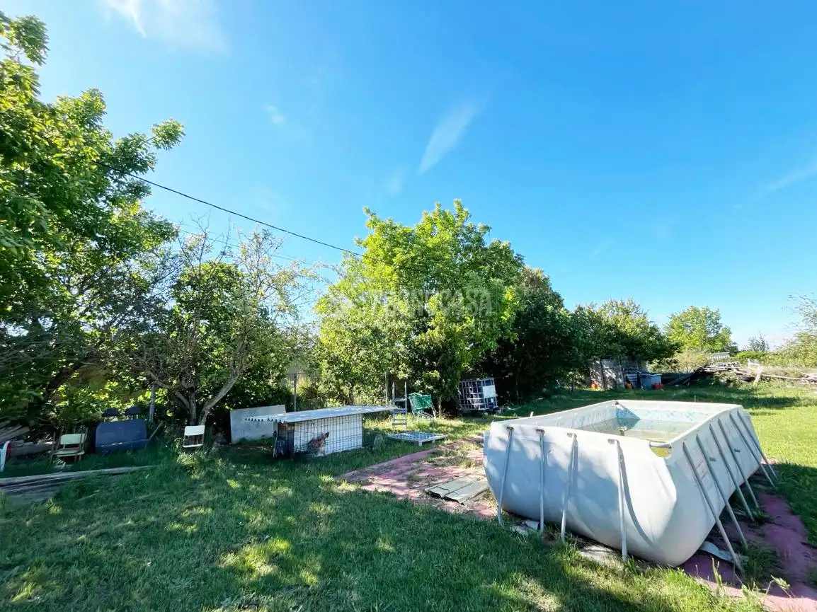 Country homes for sale in Zaragoza  with Storage room