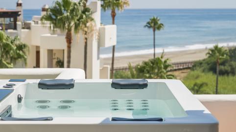 Foto 3 de Ático en venta en El Velerín, Estepona