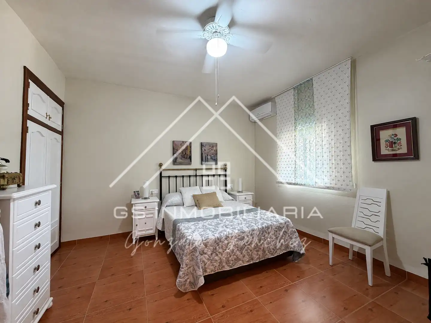 Dormitori de Casa o xalet en venda en Lucena