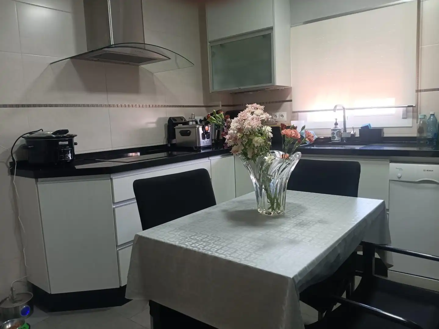 Kitchen of Houses for sale in Sevilla  with Air Conditioner