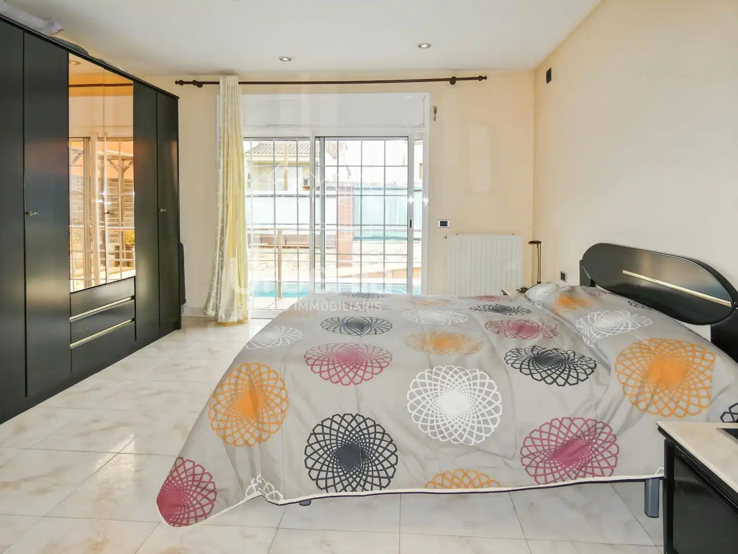 Habitación de Casa o chalet en venta en Premià de Mar con Aire acondicionado, Calefacción y Piscina