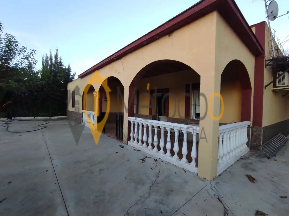 Casa o chalet en venta en Carmona, Carmona