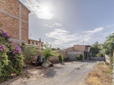 Terreny residencial en venda a Calle ARCOS