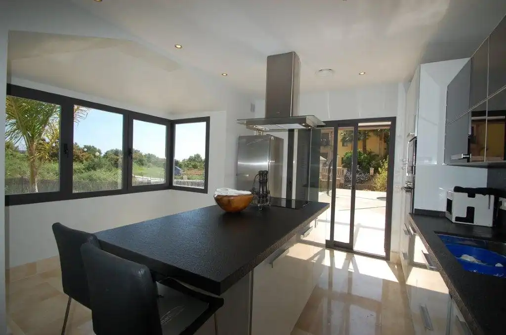 Kitchen of Houses for rent in Marbella  with Air Conditioner, Heating and Private garden