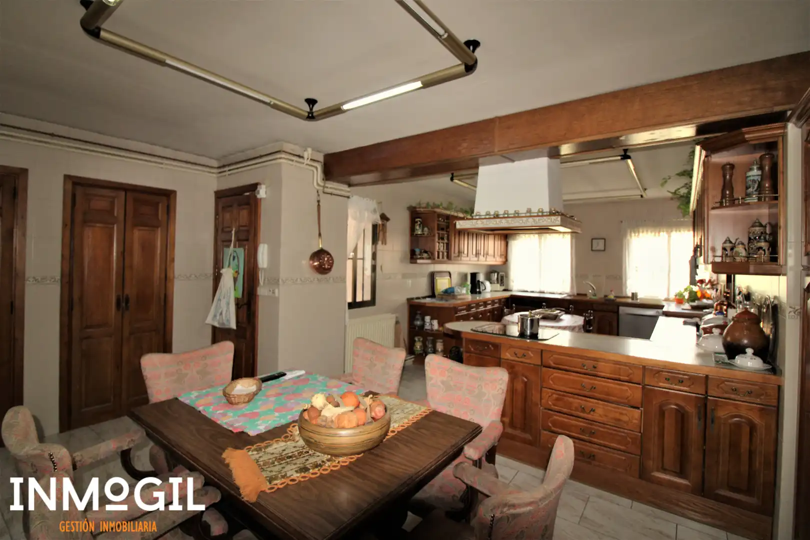 Detached house with pool for sale in Calle del Valle de Toranzo, imagen 27