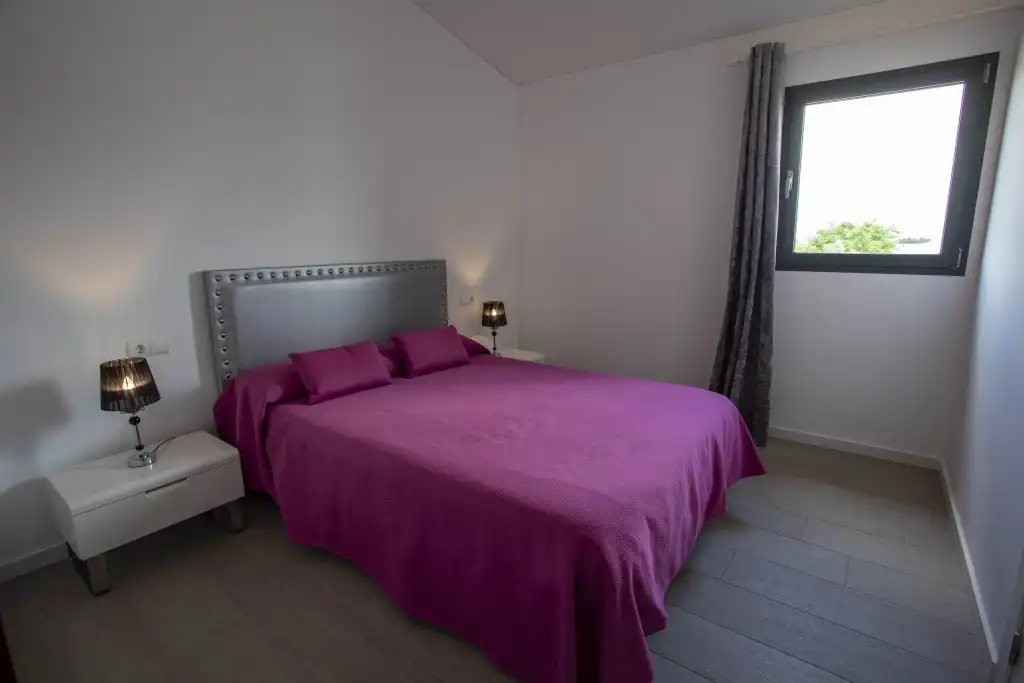 Habitación de Finca rústica en venta en Sa Pobla con Aire acondicionado, Jardín privado y Terraza