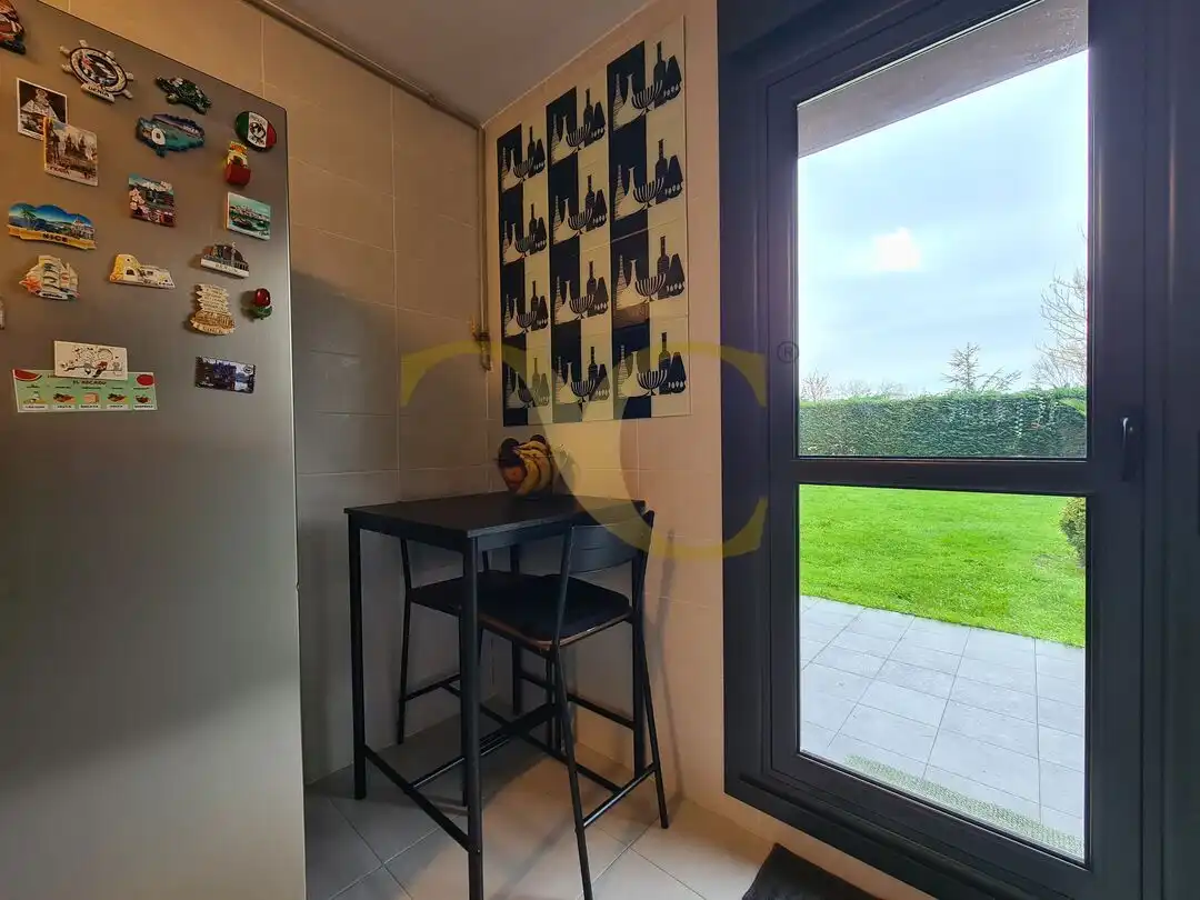 Küche von Wohnung zum Verkauf in Oviedo  mit Heizung, Privatgarten und Terrasse