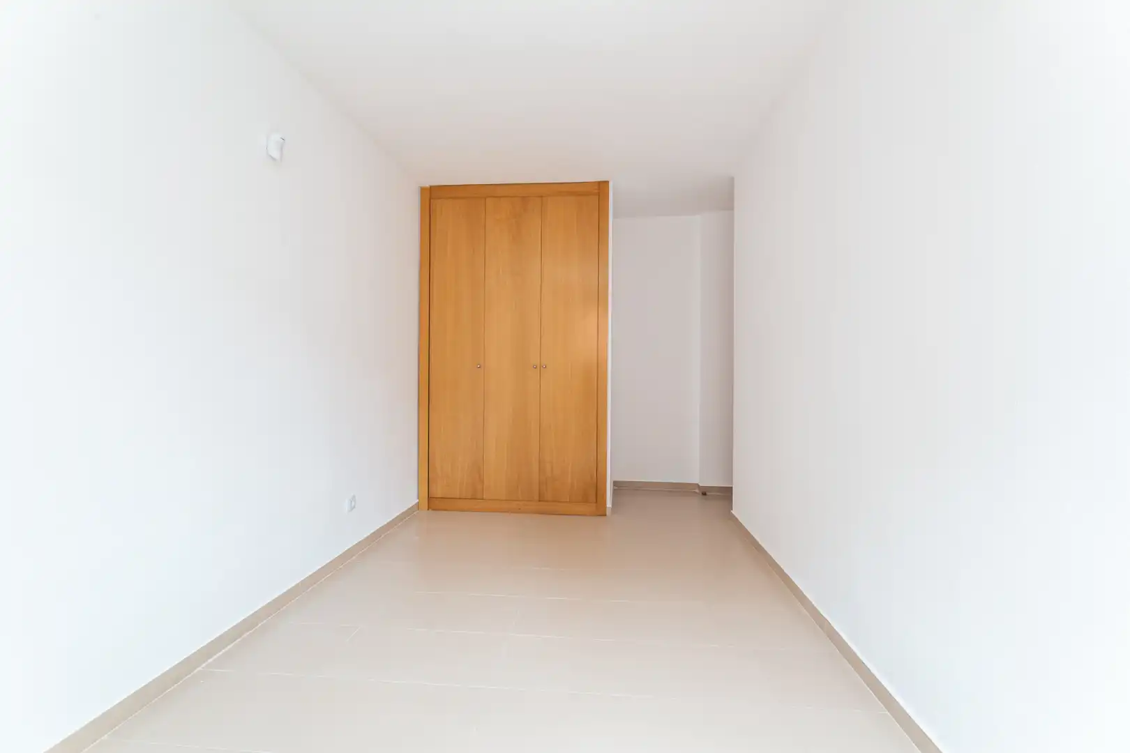 Piso en venta en Madrid con Calefacción, Trastero y Horno