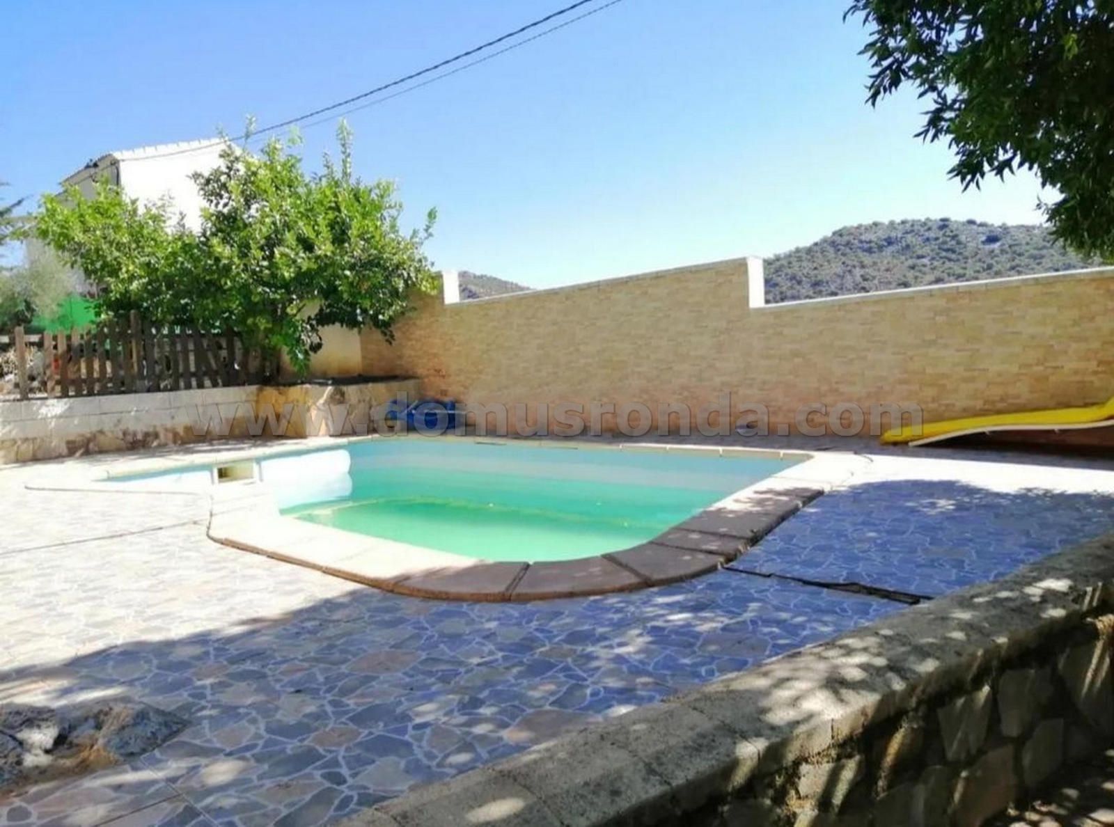 Swimming pool of House or chalet for sale in Benaoján  with Air Conditioner, Private garden and Terrace