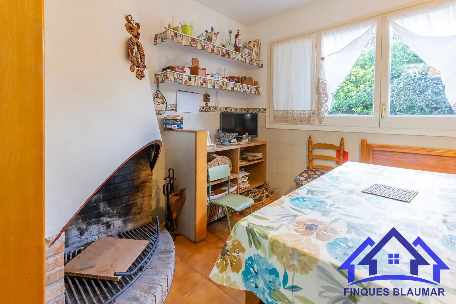 Cuina de Casa o xalet en venda en Sant Iscle de Vallalta amb Calefacció, Jardí privat i Terrassa