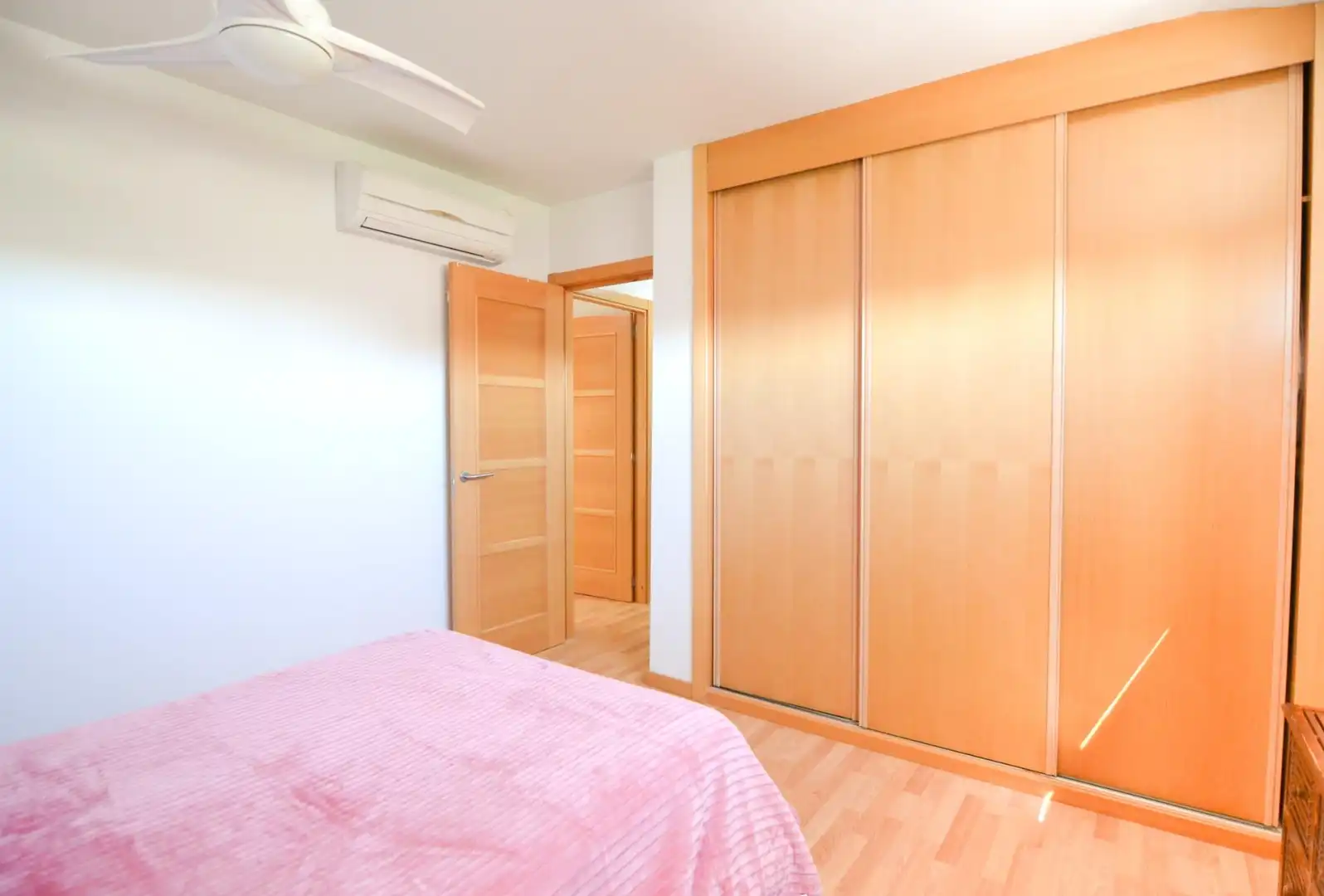 Duplexes for sale in Casarrubios del Monte pueblo