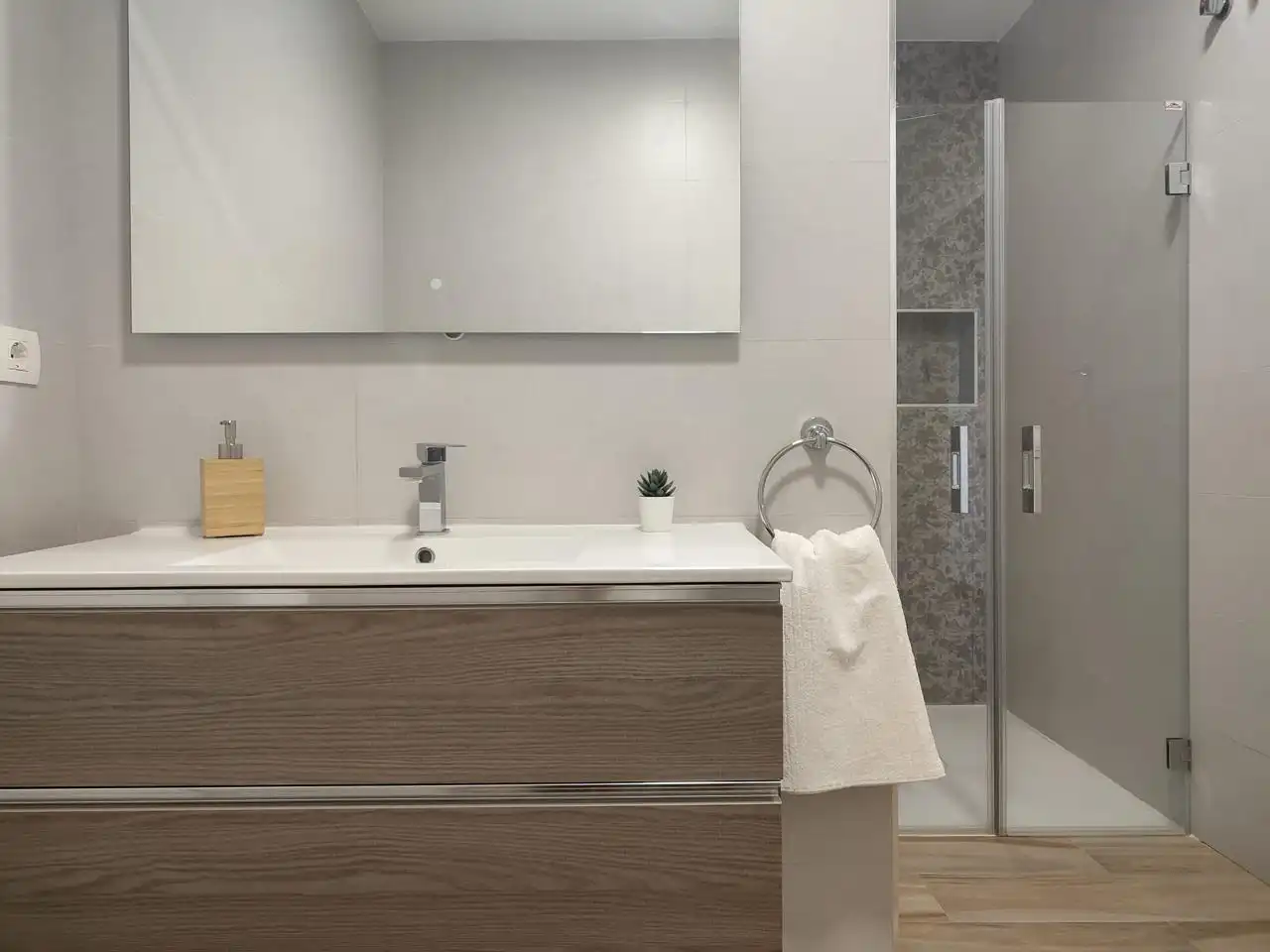 Bany de Casa o xalet de lloguer en Alhaurín de la Torre amb Aire condicionat, Jardí privat i Piscina
