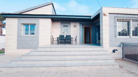 Foto 2 de Casa o xalet en venda a Calle Calle de Ucrania, Los Balcones - Los Altos, Alicante