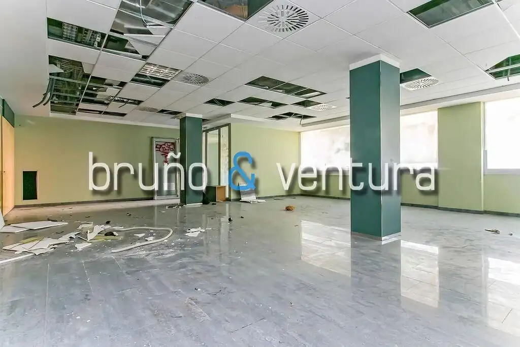Local comercial en venda a Centre Vila, imagen 11