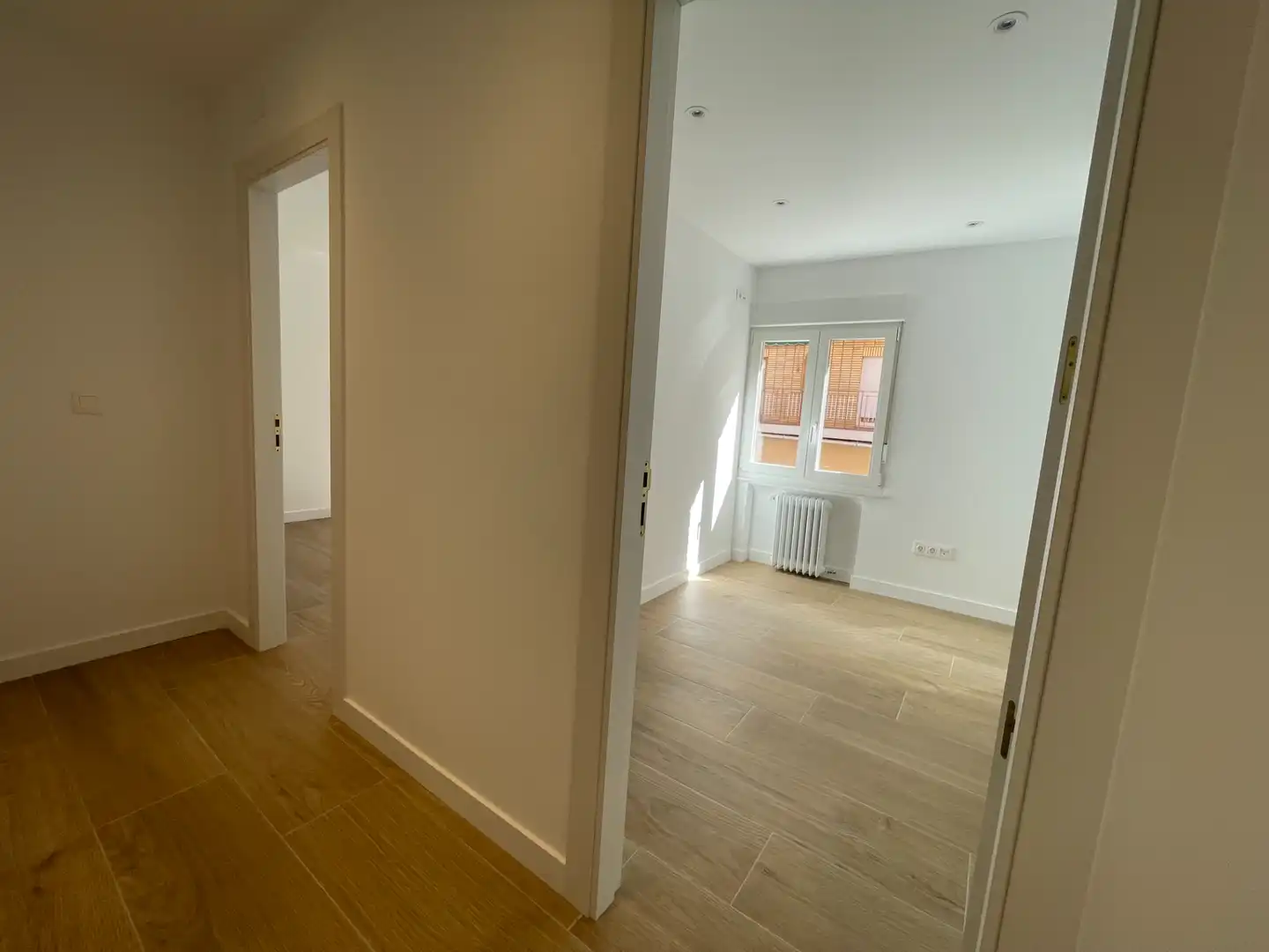 Piso con terraza en venta en Calle Navasfrías, imagen 25