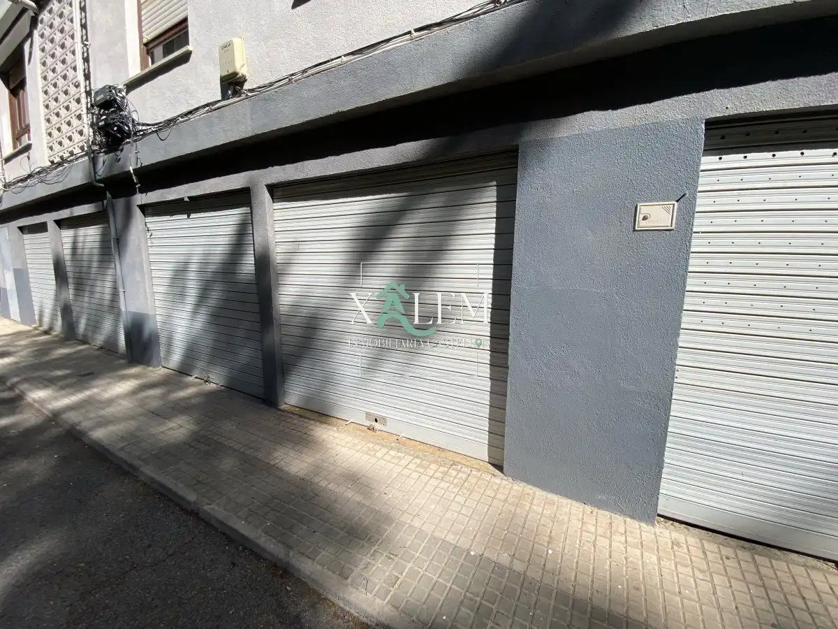 Aparcament de Pis en venda en Castellón de la Plana / Castelló de la Plana amb Balcó