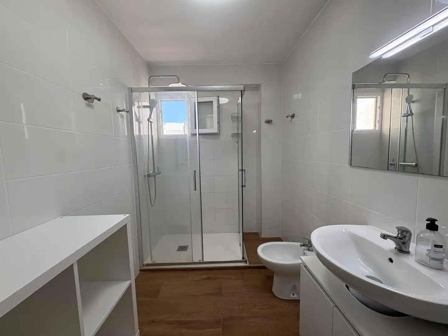Bany de Edifici en venda en Benaguasil