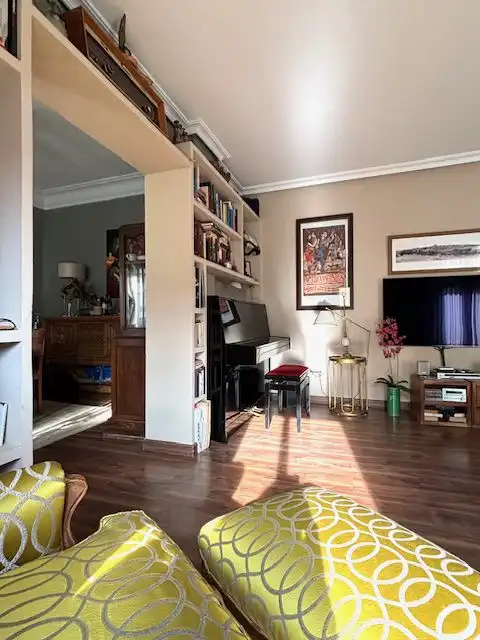 Wohnzimmer von Wohnung zum Verkauf in Madrid mit Klimaanlage, Heizung und Balkon