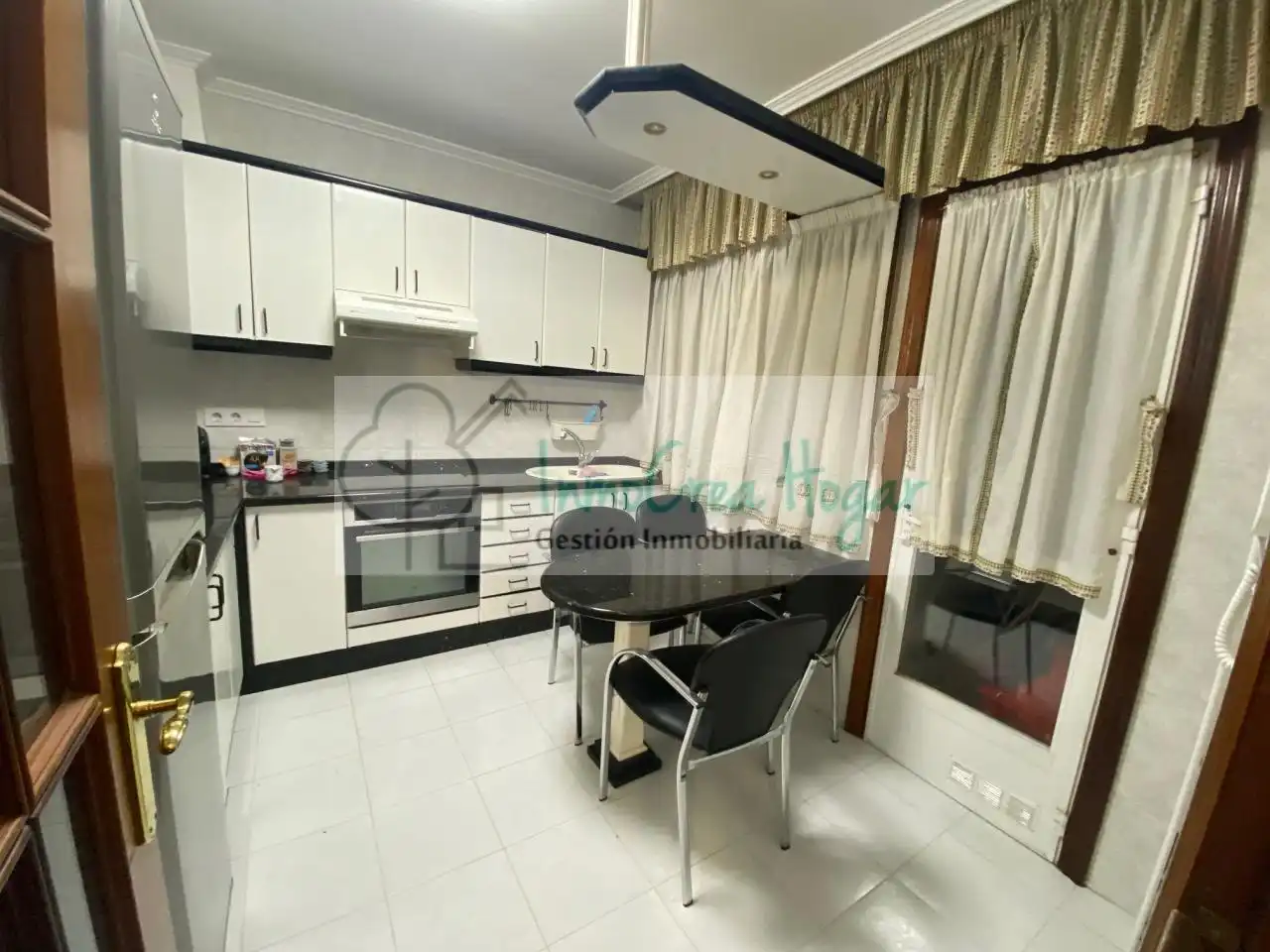 Cocina de Piso en venta en Salceda de Caselas con Calefacción y Trastero