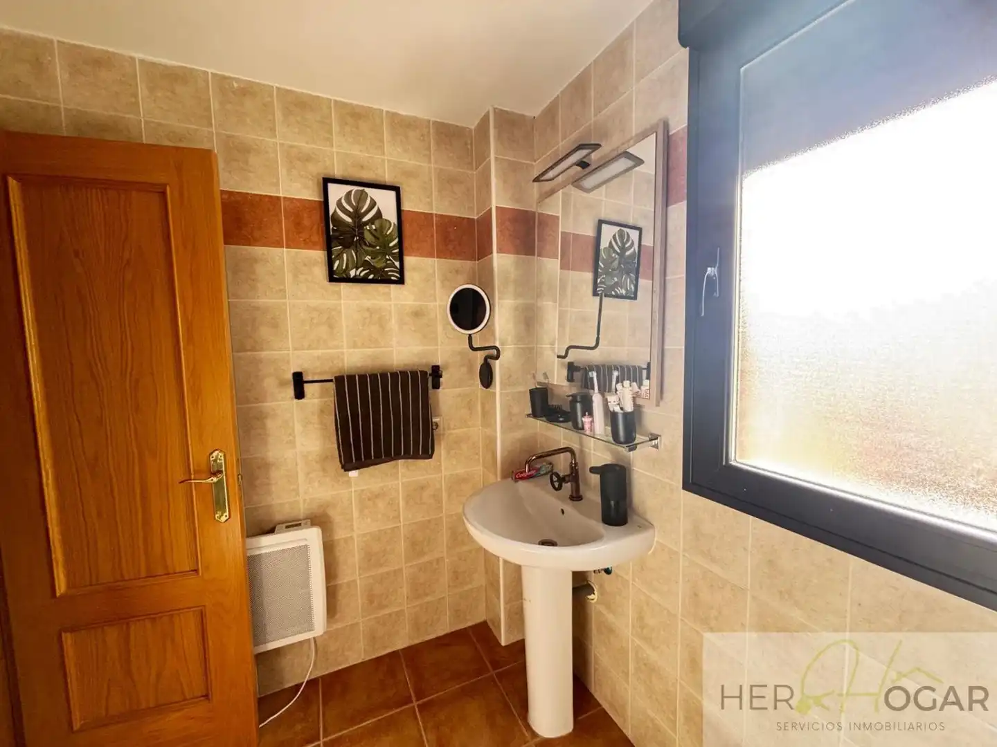 Bathroom of Flat for sale in Navahermosa  with Heating and Terrace