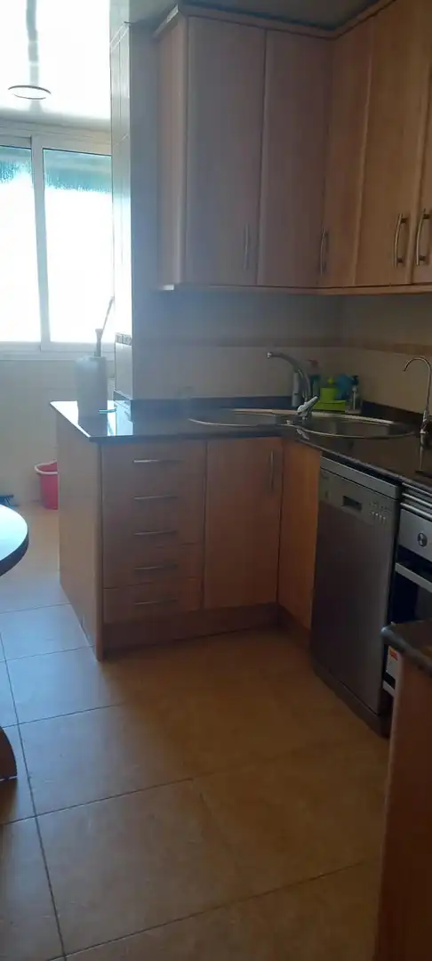 Cocina de Piso de alquiler en Rubí con Aire acondicionado, Terraza y Amueblado