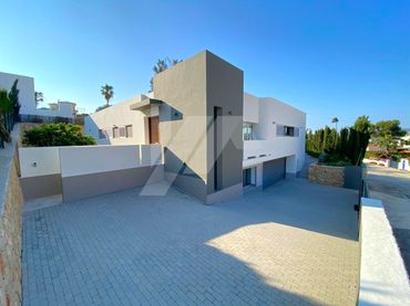 Villa avec piscine à vendre à La Fustera