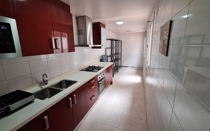 Cuina de Casa o xalet en venda en Sabadell amb Aire condicionat, Terrassa i Traster