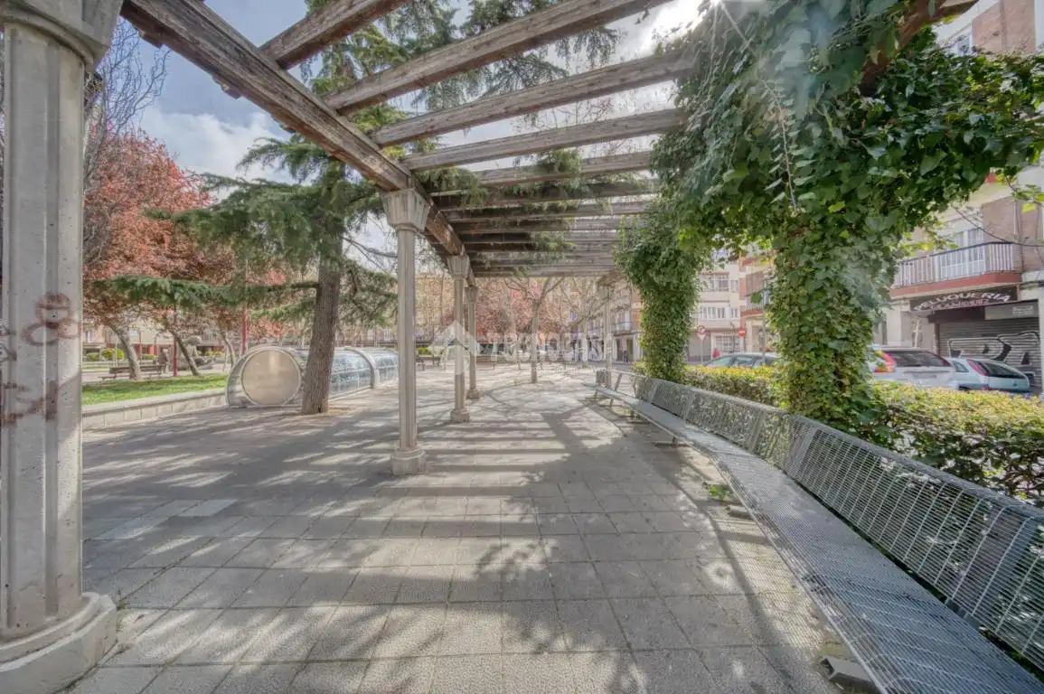 Außenansicht von Wohnung zum Verkauf in Valladolid mit Heizung und Terrasse