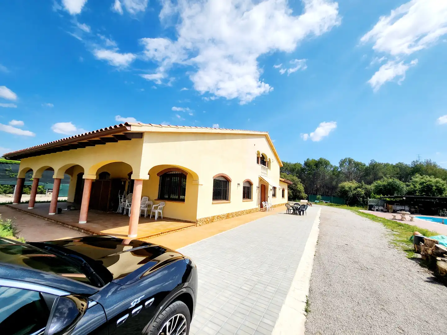 Vista exterior de Finca rústica de alquiler con opción a compra en Esparreguera con Calefacción, Jardín privado y Terraza