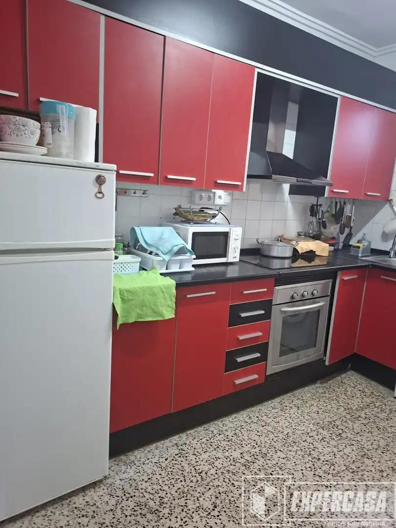 Cuina de Pis per a compartir en Llíria
