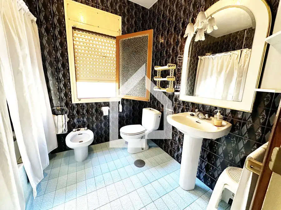Badezimmer von Wohnung zur untervermieten in San Vicente del Raspeig / Sant Vicent del Raspeig mit Terrasse, Möbliert und Waschmaschine