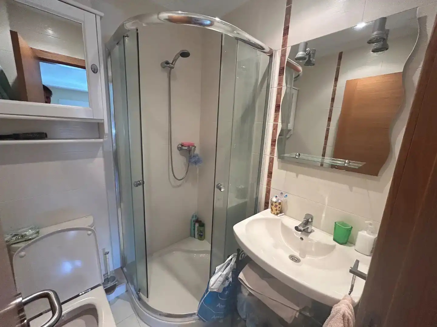 Bathroom of Flat for rent in Boiro, A Coruña